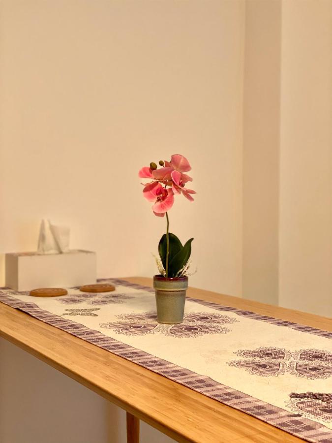 Nature Apartment - Minutes Away From The Old Town And Afi Mall Brasov Exterior photo
