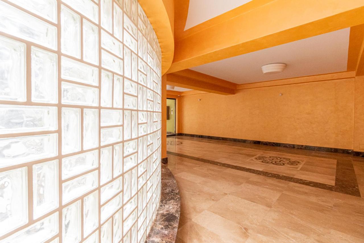 Nature Apartment - Minutes Away From The Old Town And Afi Mall Brasov Exterior photo